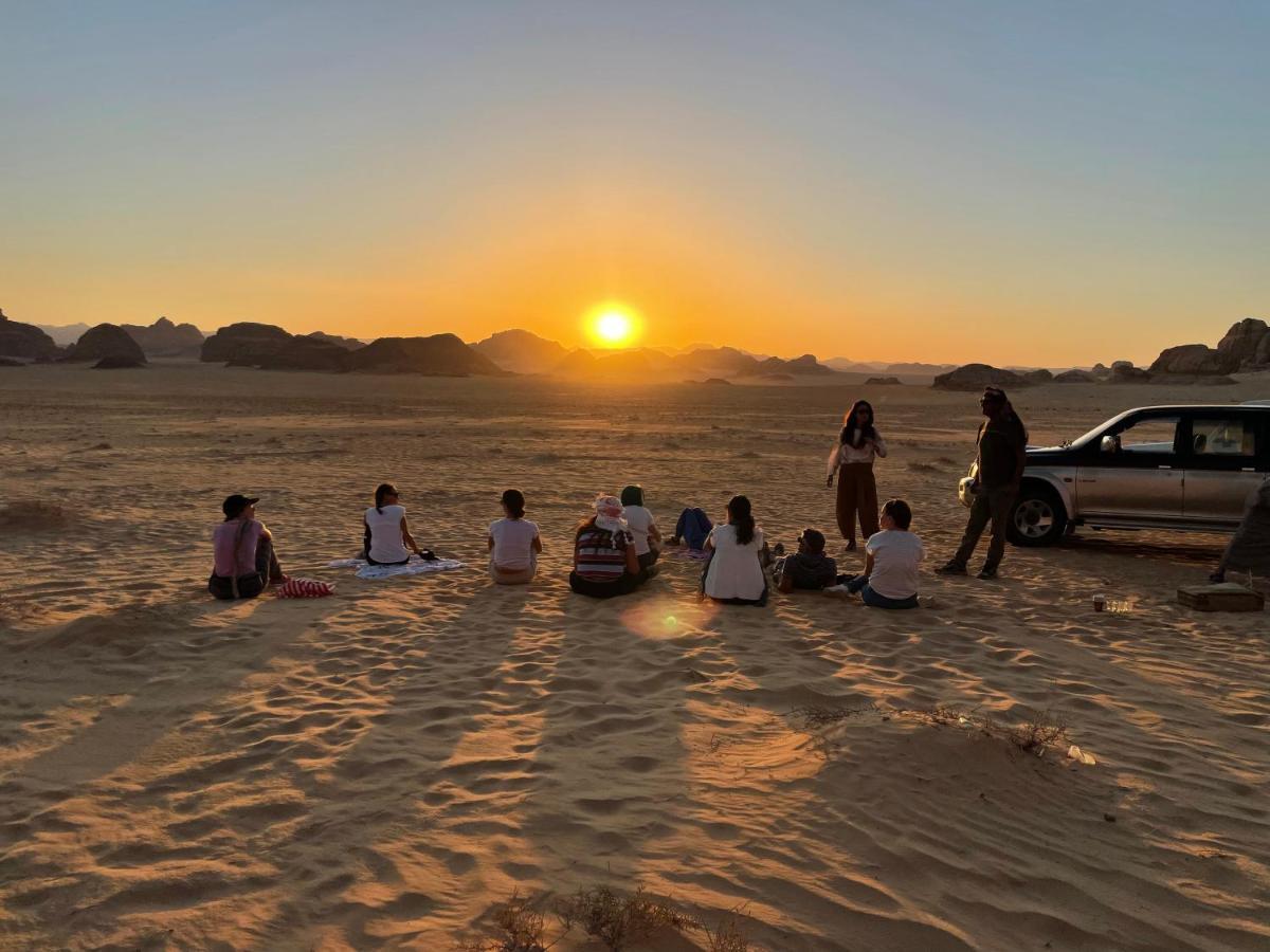 Hotel Zawaideh desert Camp Wadi Rum Exterior foto