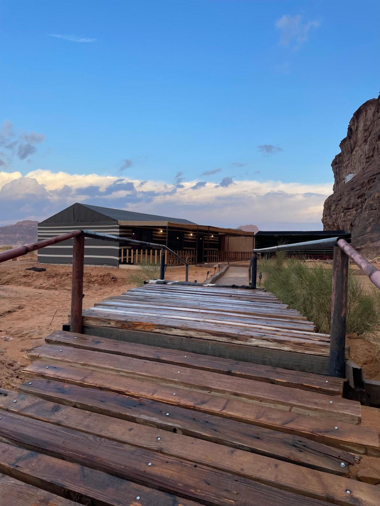 Hotel Zawaideh desert Camp Wadi Rum Exterior foto